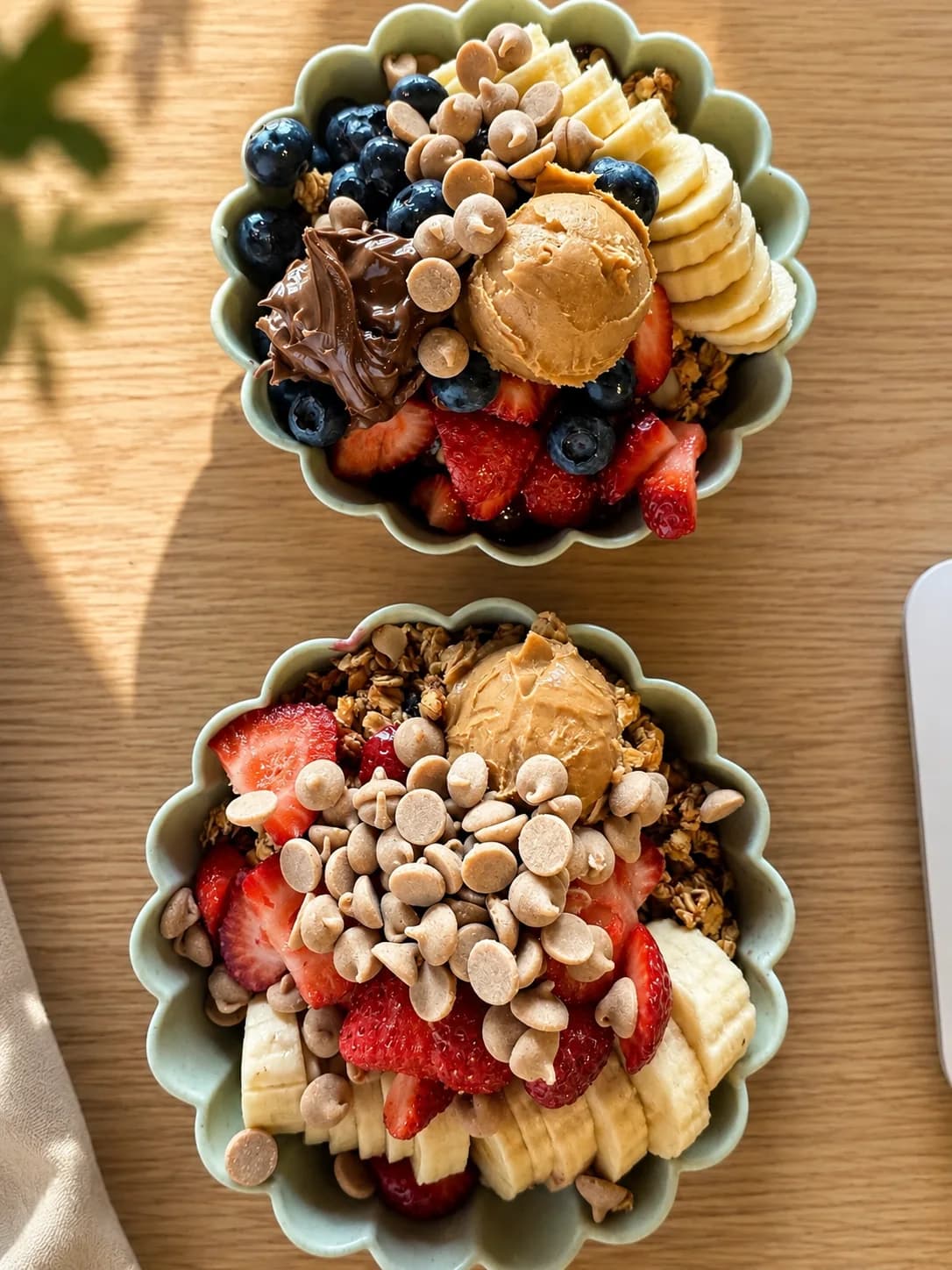 A colorful Raw South açaí bowl topped with fresh fruit.